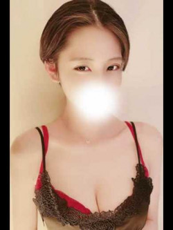 加藤 もえ
