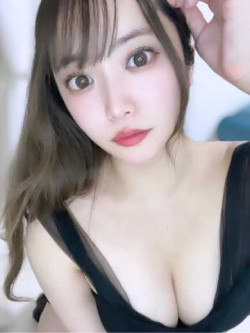 水原みおん