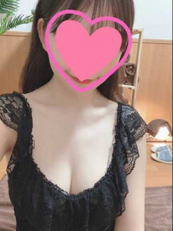 栗原 ゆあ