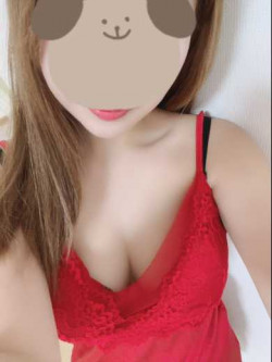 もも-Momo-
