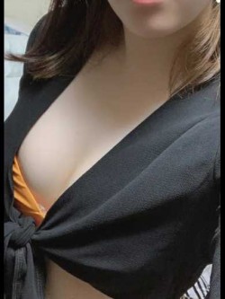 山本セラピスト