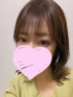 美谷ここみ