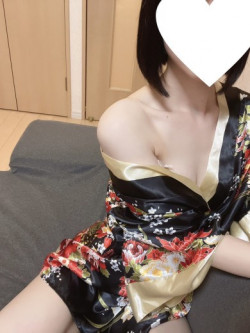 小鳥遊 もえ