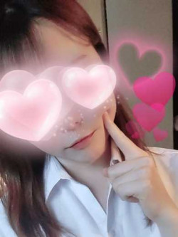 岸　あす香