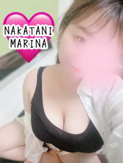 中谷まりな