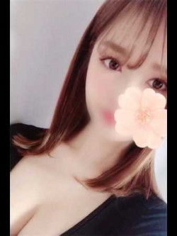 桃瀬かれん