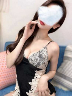 東条かれん