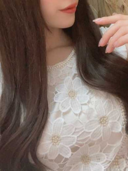 麗奈 Reina