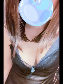 有栖　彩花