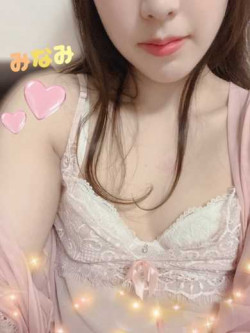 井上みなみ