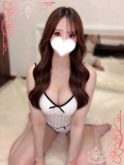 真白ゆの
