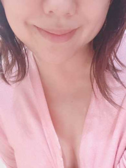竹内マリコ