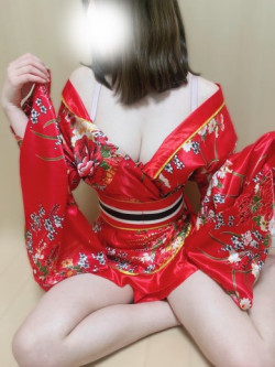 櫻衣 もも