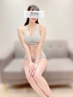 桃瀬にこる
