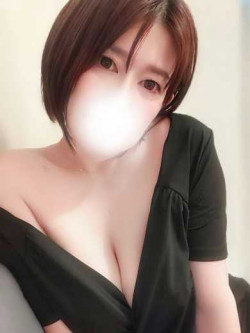美月いろは