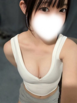 睦月あや