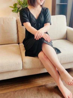 小泉マリコ