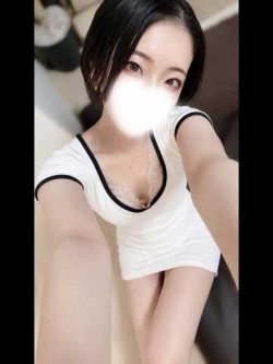 轟えま