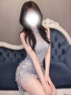 小春あや