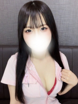 山倉なぎさ