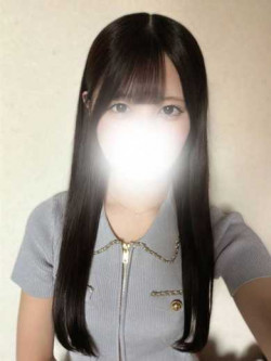 望月ゆあ
